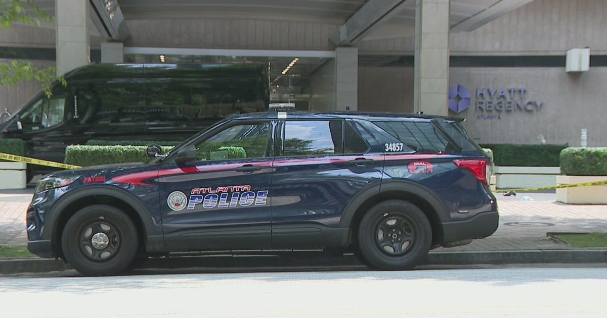 Police: Man injured in shooting outside downtown Atlanta hotel | FOX 5 ...