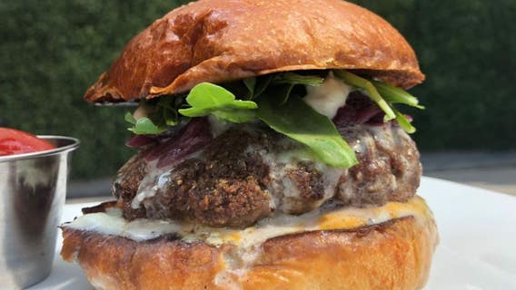 Burgers With Buck: 5Church