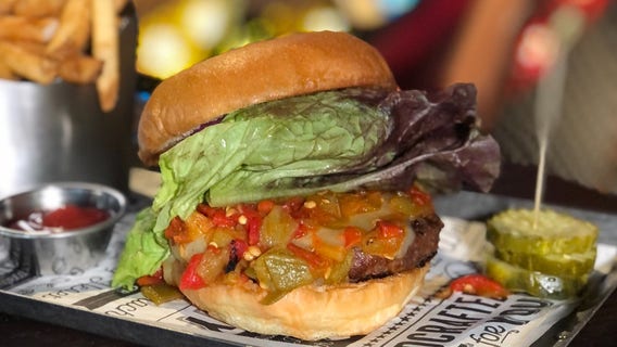 Golf and burgers combine at Midtown's Puttshack