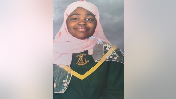 Police searching for missing 17-year-old Clayton County girl