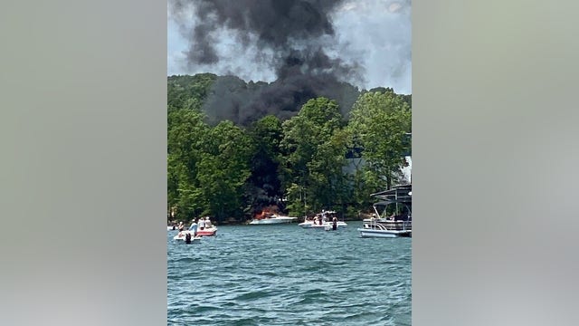 6 injured, 3 hospitalized after boat explosion on Lake Lanier