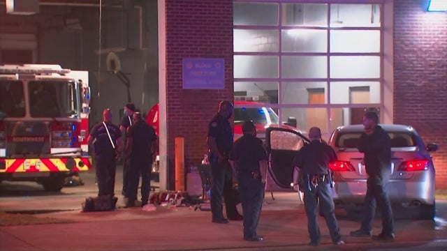 Food delivery driver shot while working in southwest Atlanta