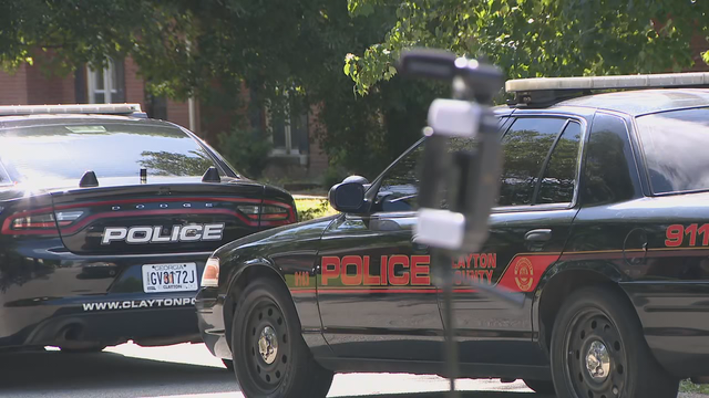 Police: 22-year-old dead, suspect in custody after SWAT standoff in Clayton County