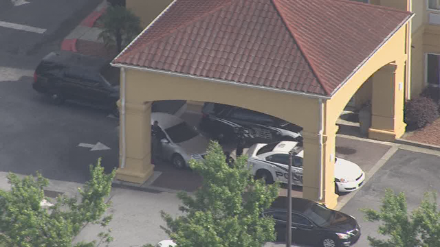 2 shot at Union City hotel, police say