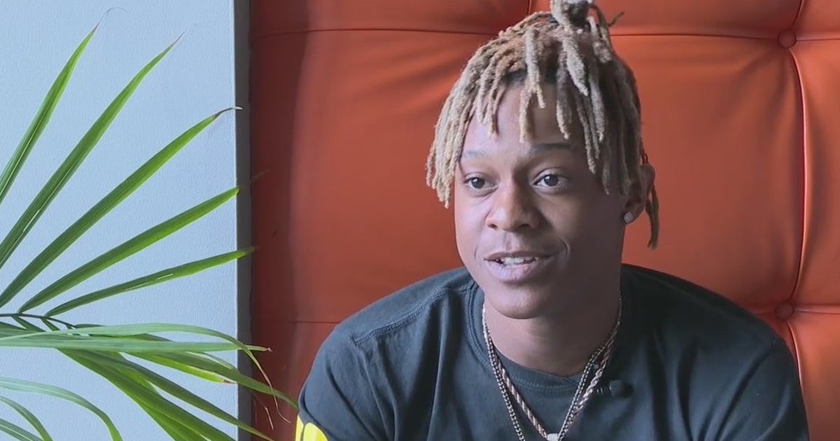 Atlanta Rapper Who Threw Money At Graduation Starts New Foundation Atlanta Rapper Who Threw Money At Graduation Starts New Foundation