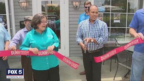 Restaurant celebrates one year of business after opening during COVID-19 pandemic