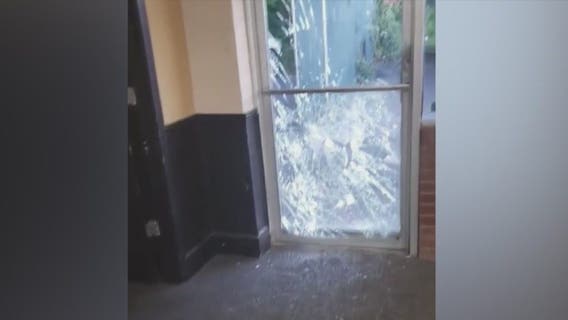 Thieves use sledgehammer to break into LaGrange car lot