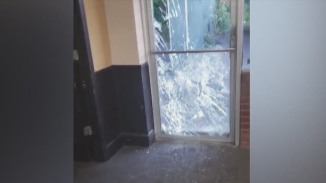 Thieves use sledgehammer to break into LaGrange car lot