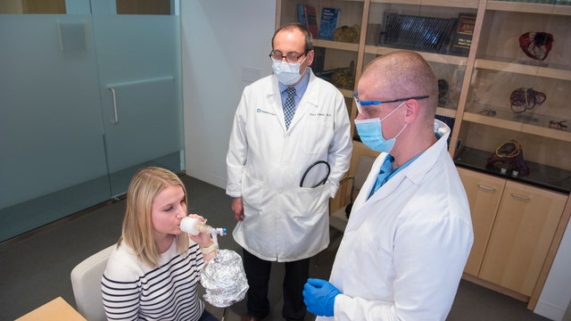 Pandemic inspires new devices to detect COVID-19 in breath, blood flow