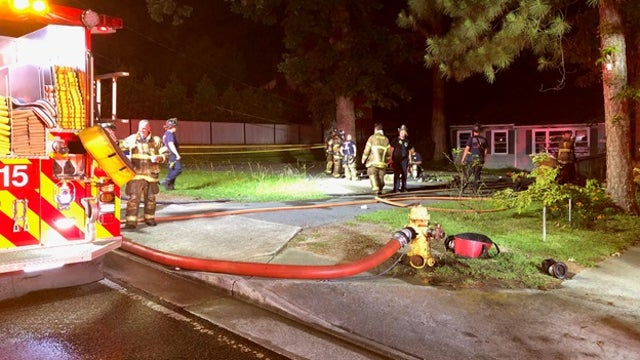 Fire crews investigating blaze at vacant DeKalb County office