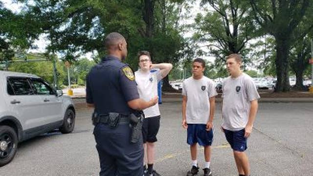 Dunwoody police hosts inaugural teen police academy