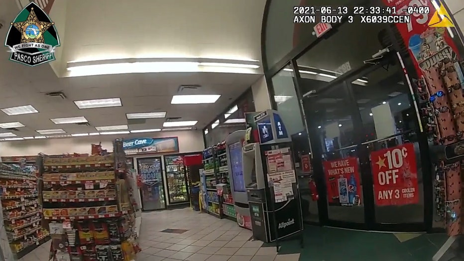 10000000_341780330640601_811131825743730401_n.mp4_.00_01_16_14.Still002.jpg