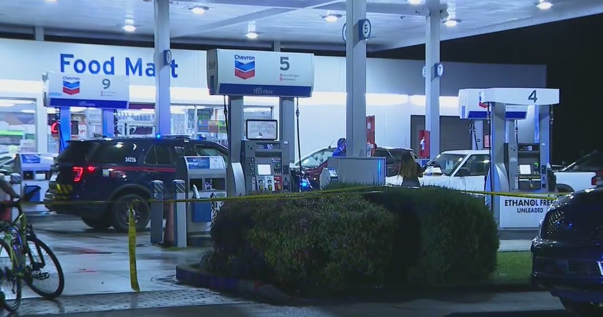 Police: Suspect in custody after Atlanta gas station double shooting ...