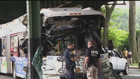 Over a dozen injured, 1 in critical condition after Bronx bus crash