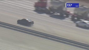 Robbery suspect leads officers on high-speed chase on 15 Freeway