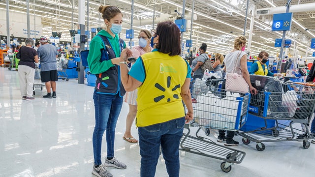 Walmart mandates masks for all workers in areas with high infection rates