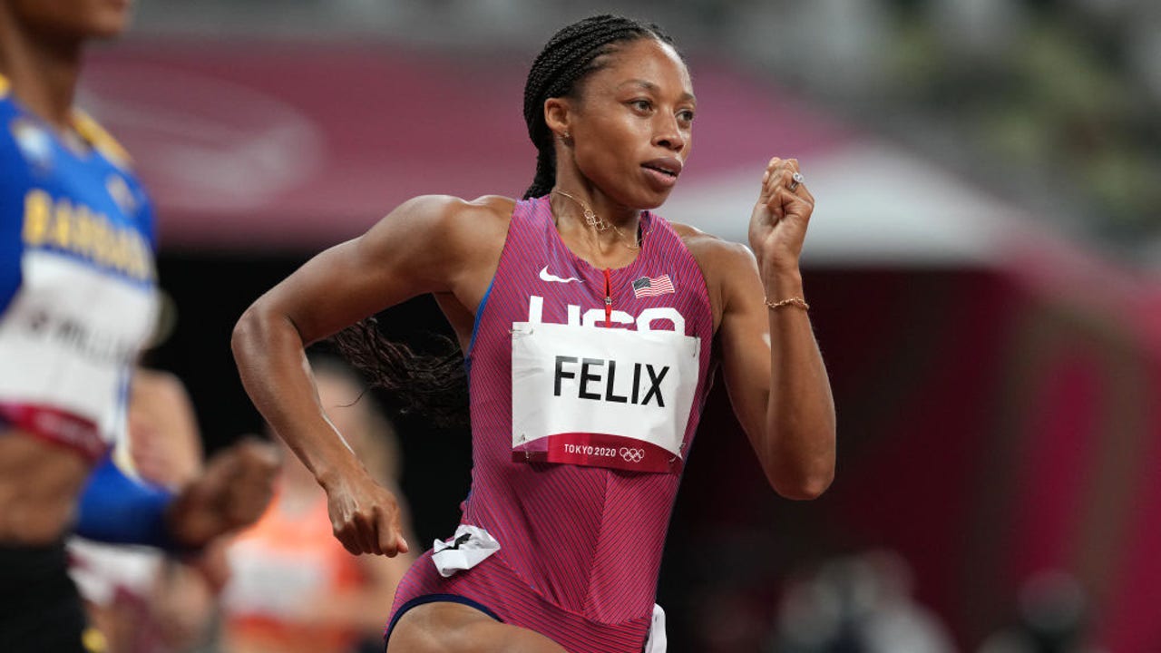 Allyson Felix Becomes The Most Decorated U.S. Track Athlete Ever : Live  Updates: The Tokyo Olympics : NPR
