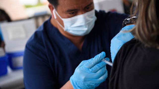 COVID-19 vaccine booster shots likely to be recommended at 8 months