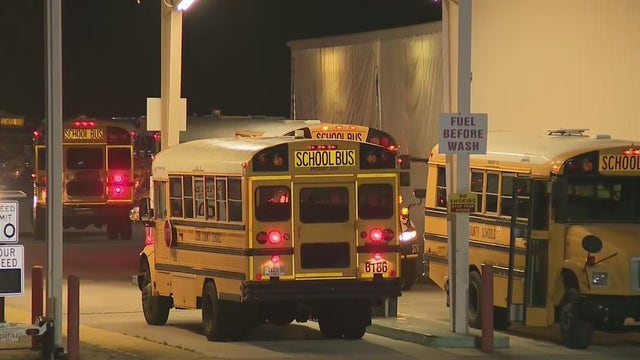 Parents concerned after possible COVID-19 exposure at Cobb County back-to-school event