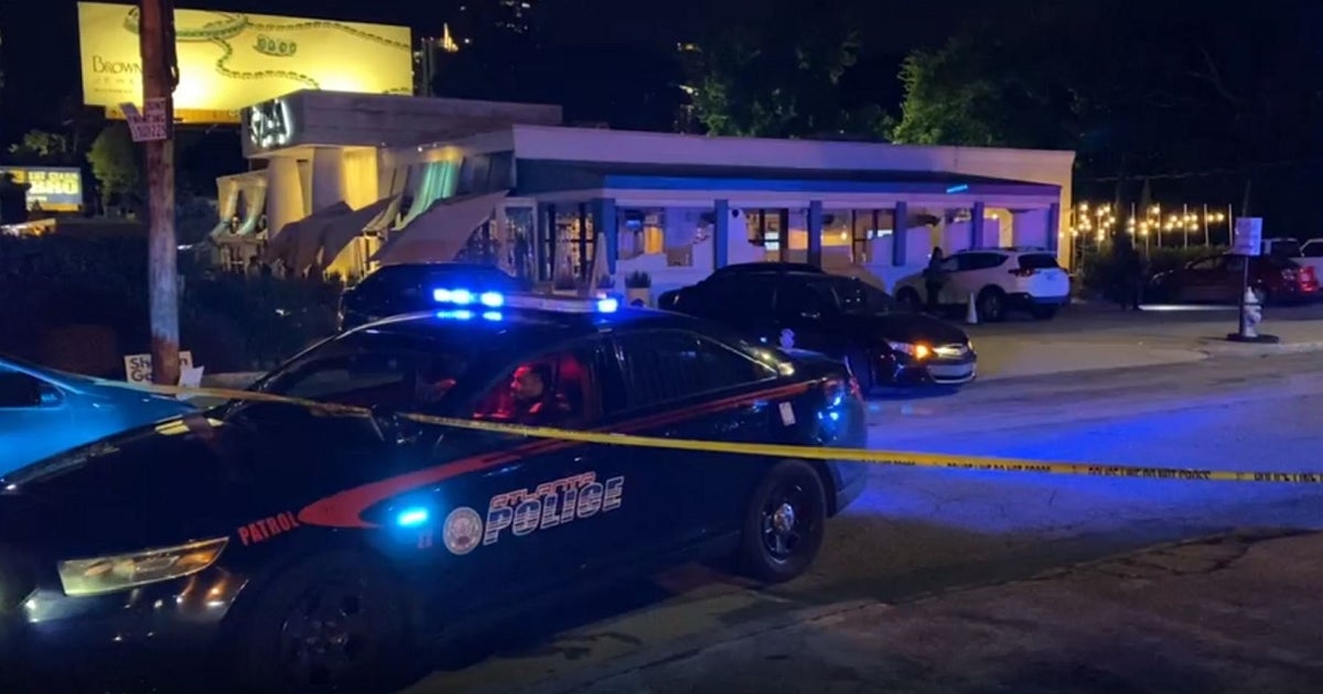 Man shot in arm behind Buckhead restaurant, police say | FOX 5 Atlanta