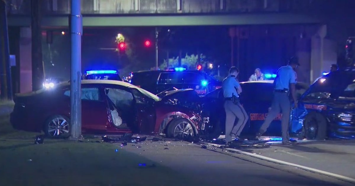 Georgia State Patrol trooper injured in wreck on MLK Drive | FOX 5 Atlanta