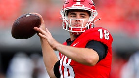 JT Daniels, UGA defense lead No. 2 Bulldogs past South Carolina, 40-13