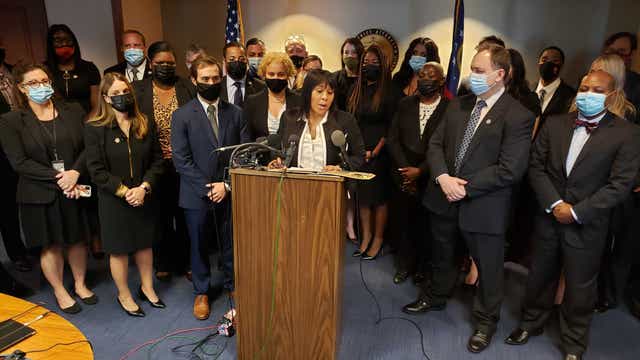 Fulton DA: Violent offenders will not be released over case backlog 'crisis'