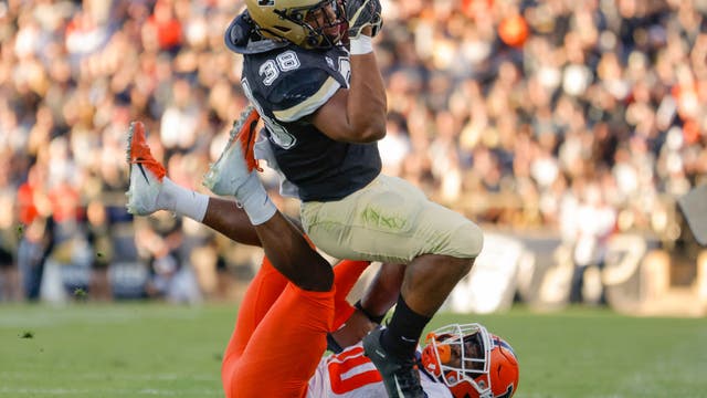 NLRB says college football players, some other athletes can unionize