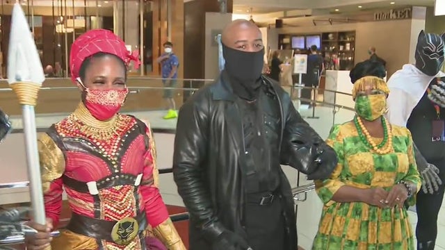 Fans return for in-person Dragon Con in Atlanta