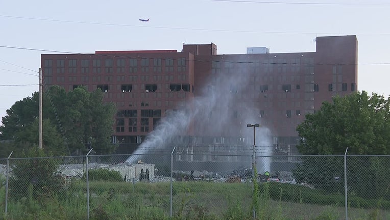 airport Sheraton demolition