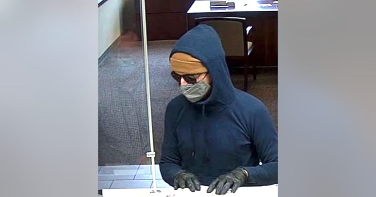 Police searching for masked suspect in Athens bank robbery | FOX 5 Atlanta