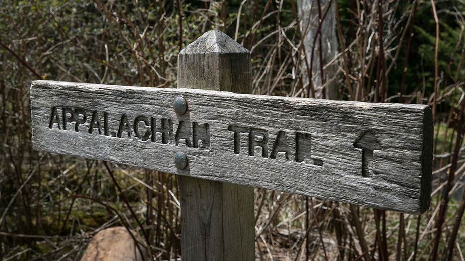 Appalachian-Trail-sign.jpg