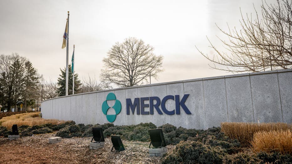 b2e50401-Merck Shuts Down Covid Vaccine Program After Lackluster Data