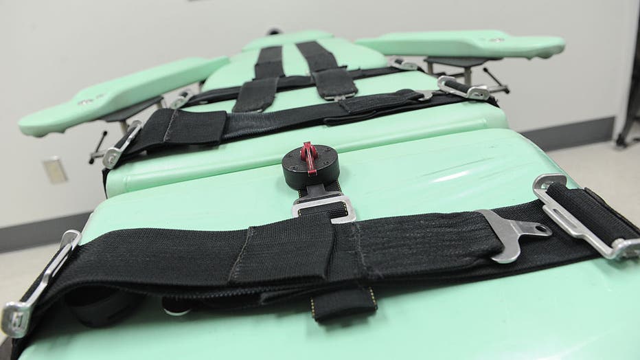 SAN QUENTIN, CALIFORNIA SEPTEMBER 21, 2010A view of the gurney inside the new lethal injection cham