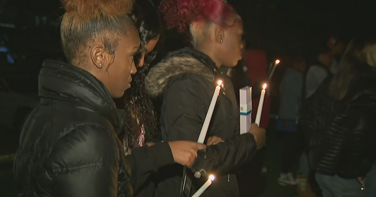 Vigil held for teen shot at bus stop in Lawrenceville | FOX 5 Atlanta