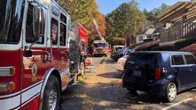 3 adults, 1 child injured in Sandy Springs apartment fire