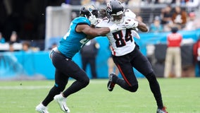Falcons snap losing streak, defeat Jaguars 21-14