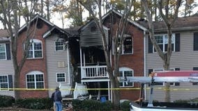 Roswell apartment fire displaces about two dozen residents
