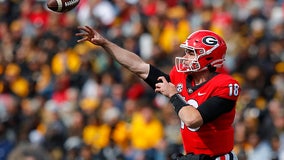 QB Daniels returns as No. 1 Georgia dominates Missouri, 43-6