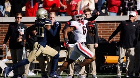 No. 1 Georgia routs Georgia Tech 45-0, looks ahead to Bama