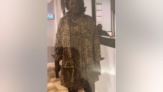 Police searching after 71-year-old woman wandered from home in Riverdale