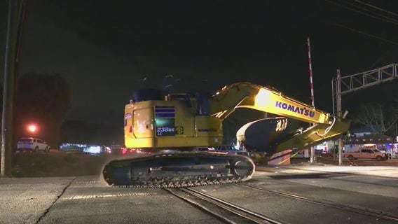 Train derailment in Hiram closes downtown street, officials say