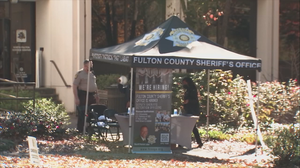 Fulton County Sheriff's Office touts $9,000 signing bonus during job fair