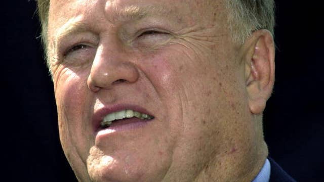 Former Georgia senator, Vietnam veteran Max Cleland dies at 79