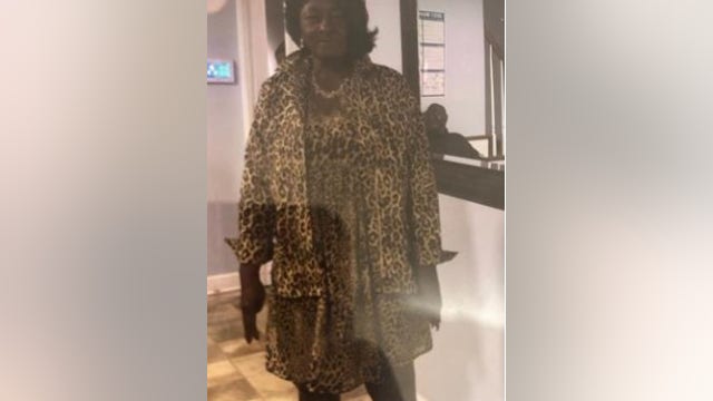 Police searching after 71-year-old woman wandered from home in Riverdale