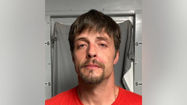 Georgia man arrested for child porn after tens of thousands of illicit photos found, investigators say