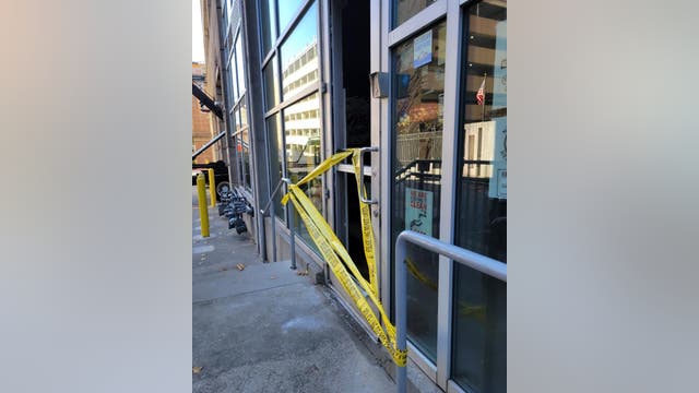 Crooks smash glass and break into a local midtown restaurant