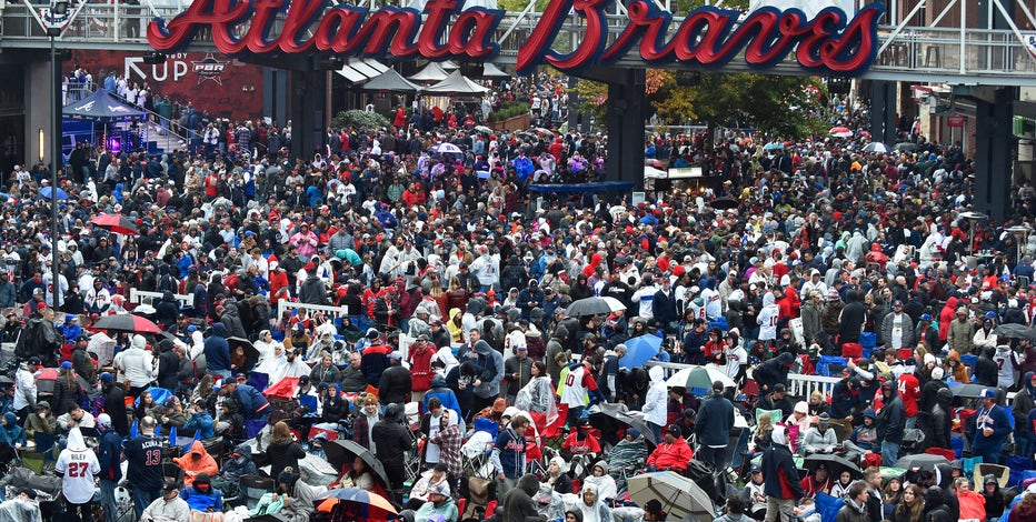 Braves watch party at Truist Park stadium for NLDS playoff game