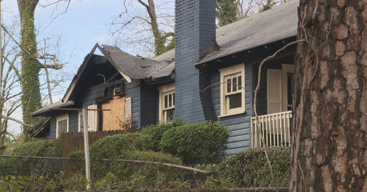 Man dies in NW Atlanta house fire, officials say | FOX 5 Atlanta