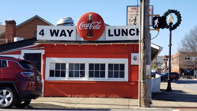 A visit to Cartersville’s 90-year-old burger joint